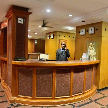 Hotel Kairali Towers Palakkad Zewnętrze zdjęcie