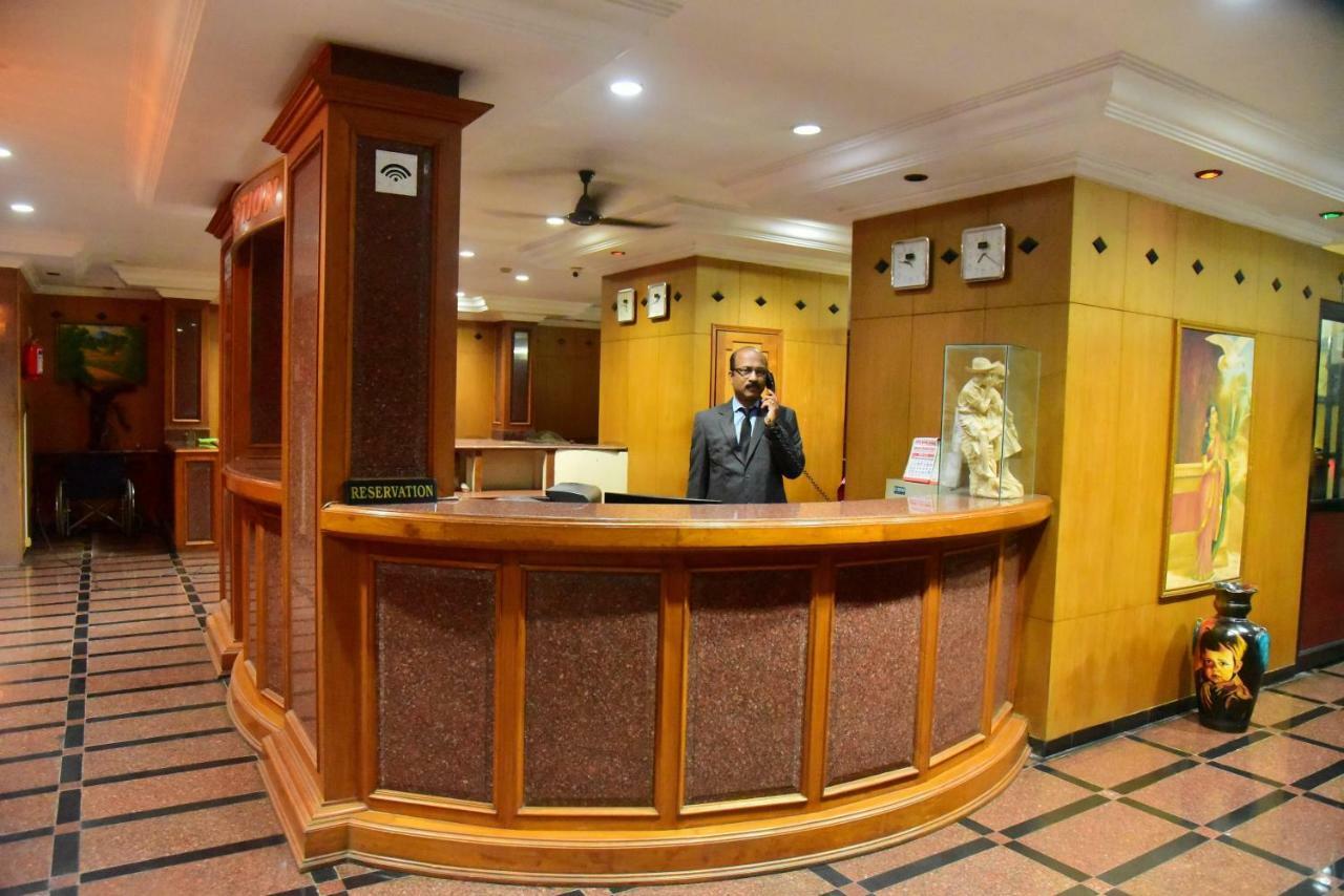 Hotel Kairali Towers Palakkad Zewnętrze zdjęcie